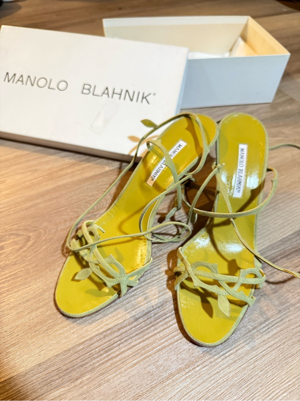 Manolo Blahnik Green Leaf Lace-Up Heeled Sandals - Picture 7 of 16